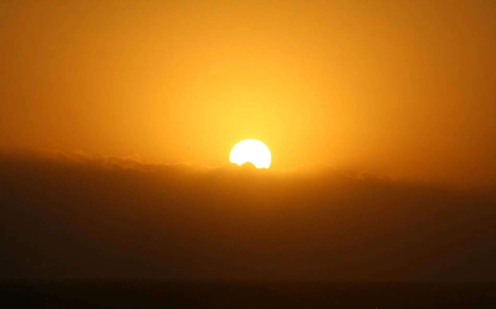 Calor ser irá hasta la mitad de agosto